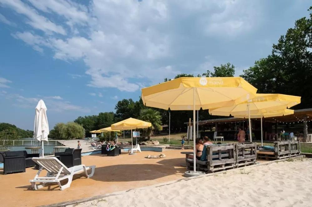 Camping Les Lacs D'Armagnac Bretagne-d'Armagnac Екстер'єр фото